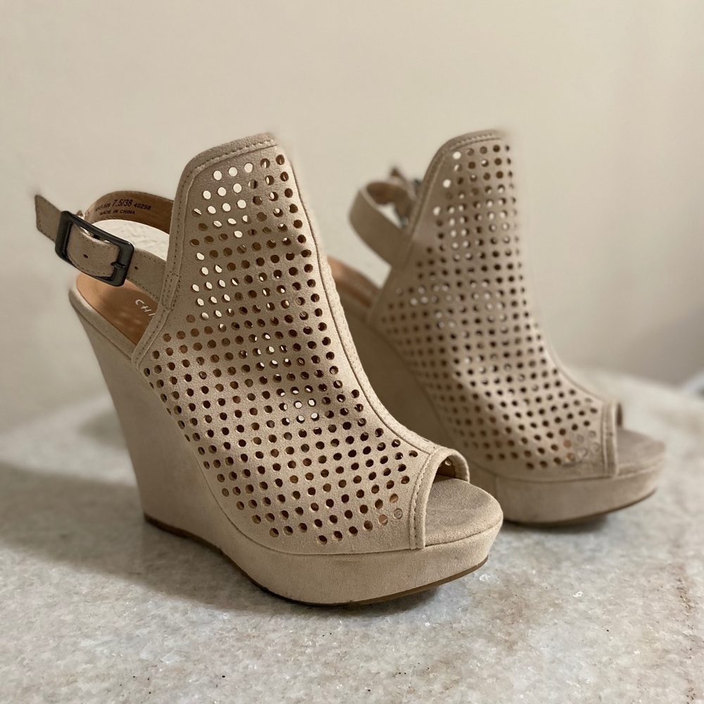 Chinese Laundry Wedges